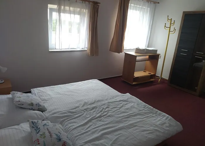 克鲁姆洛夫旅馆 招待所 3*